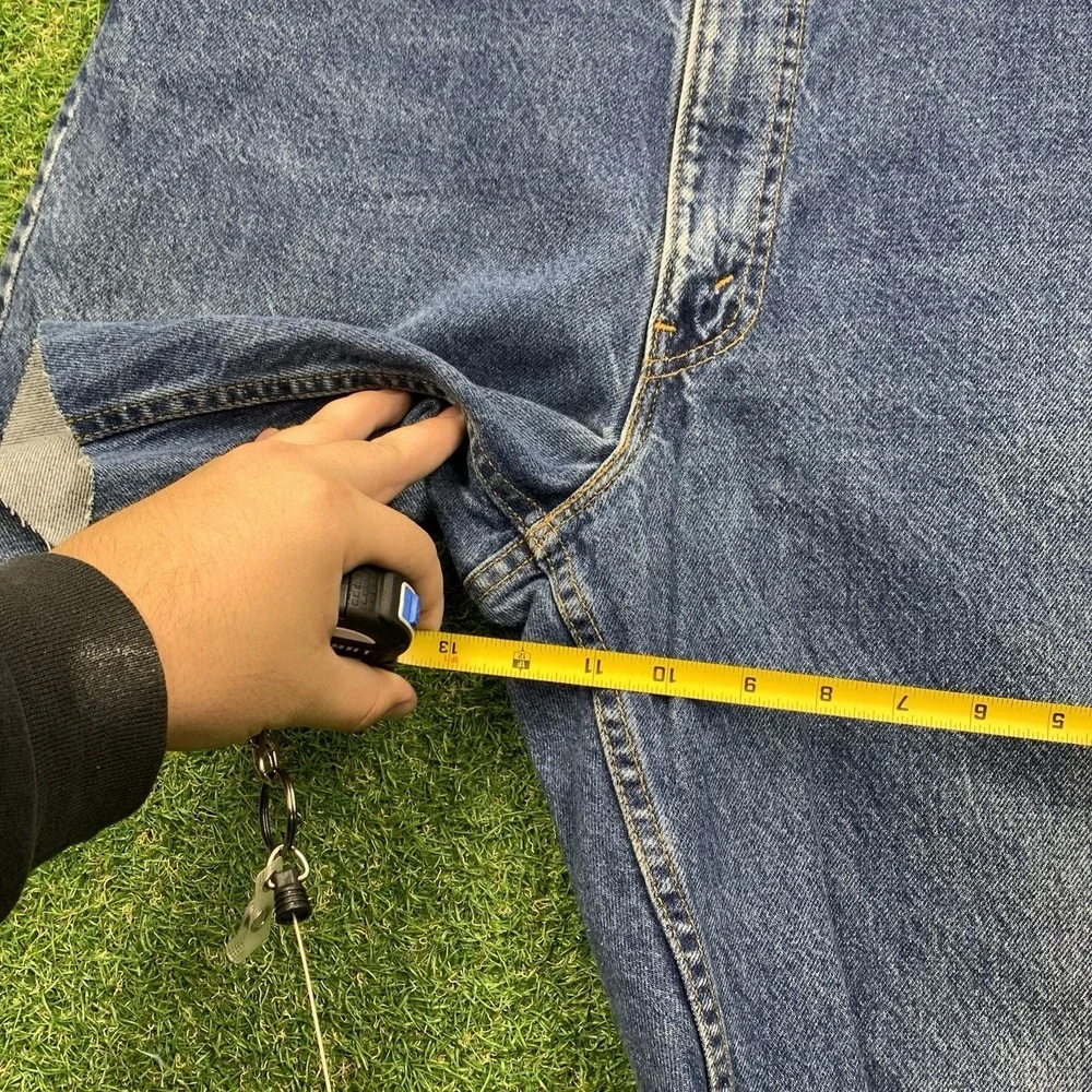 Levis essential combine store